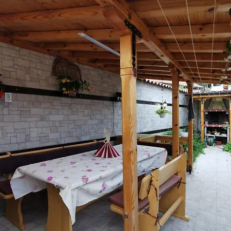 Rose Valley Holiday home