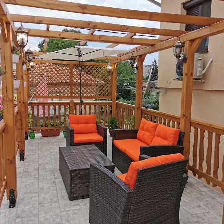 Rose Valley * Kazanlŭk